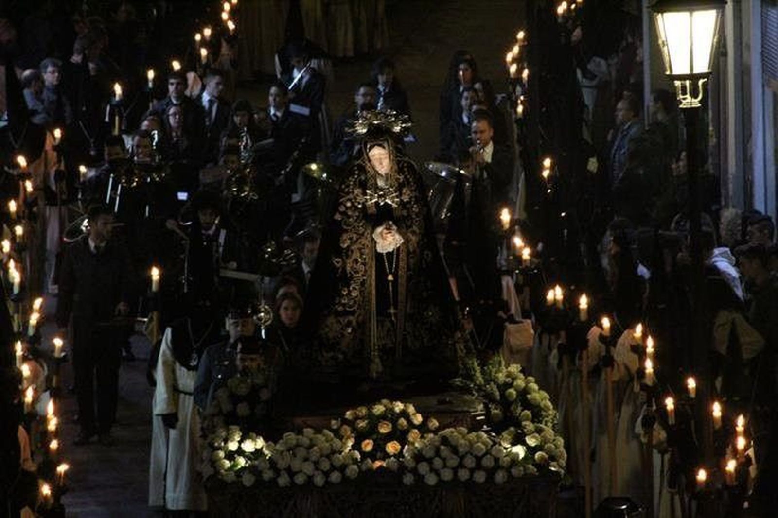 Instante de la procesión de Nuestra Madre