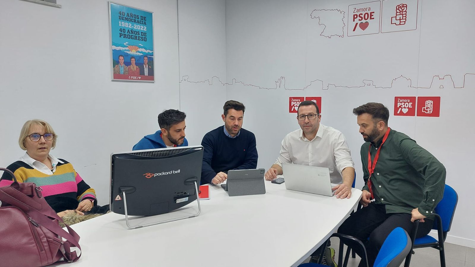 Noeche electoral en la sede del PSOE en Zamora