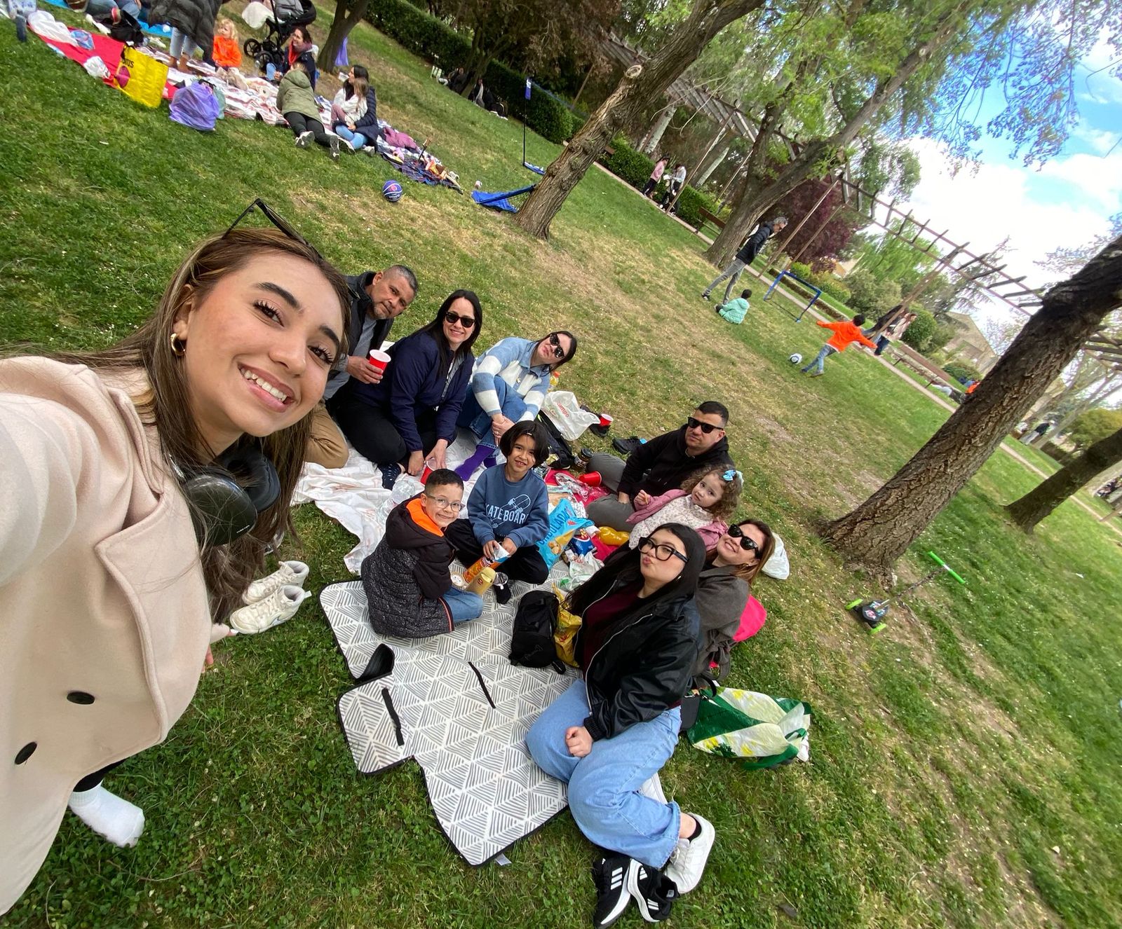 Un multitudinario Lunes de Aguas llena Salamanca