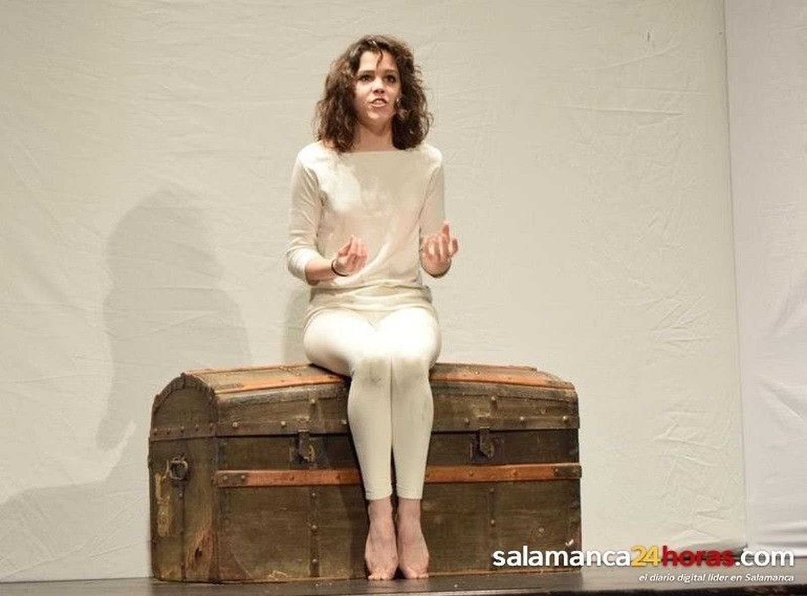 La salmantina Raquel Pérez llega al teatro de la villa