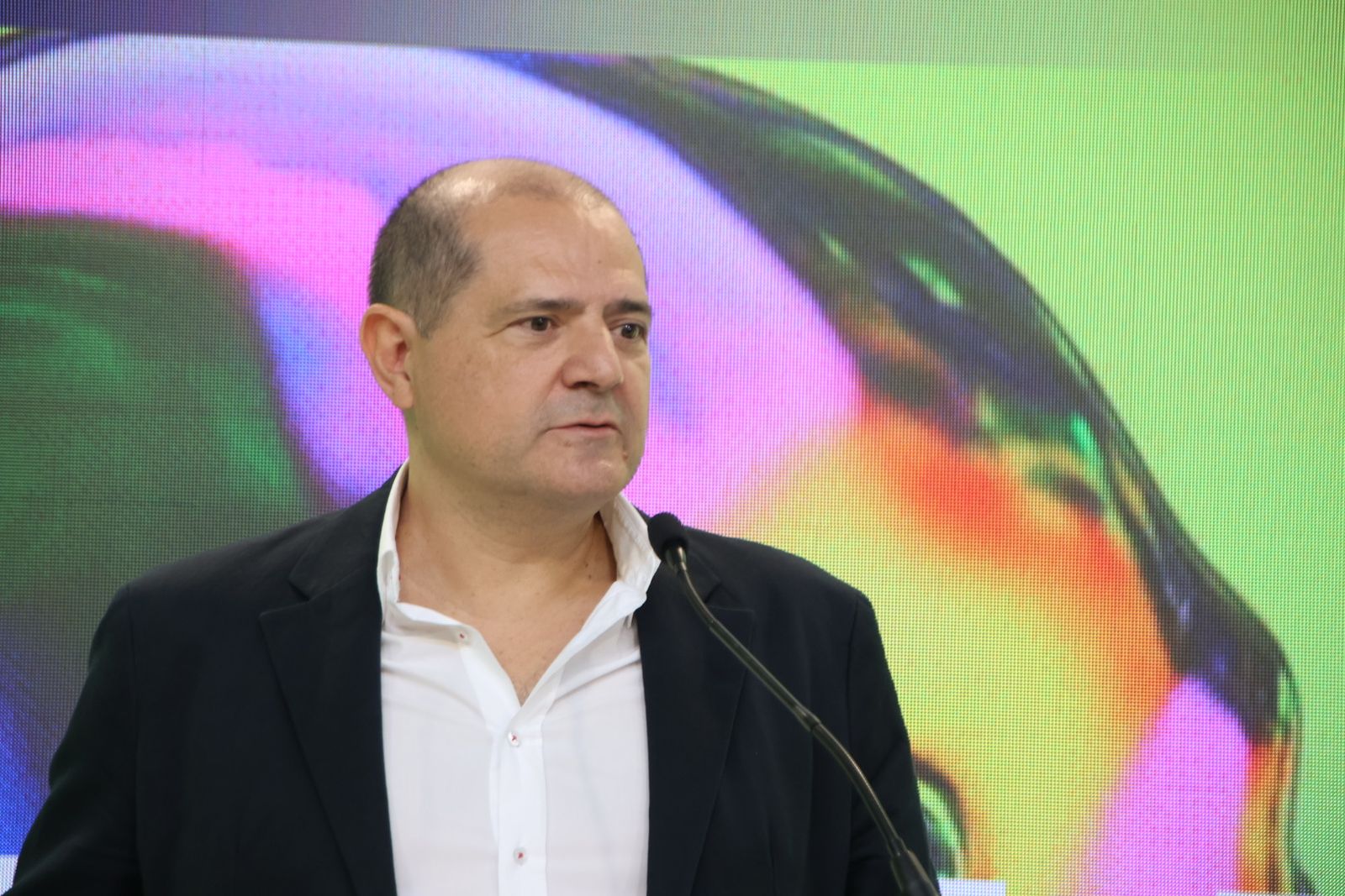 El alcalde de Salamanca, Carlos García Carbayo, y el CEO de Stemia, Juan Manuel Barrionuevo, presentan el inicio de la actividad de esta empresa en Salamanca