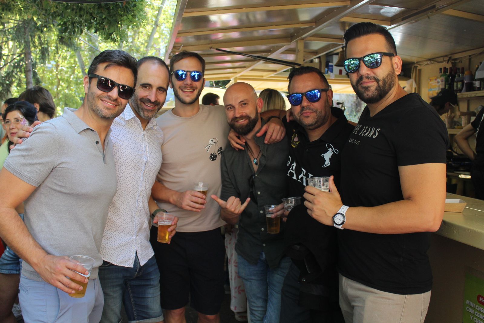 Ambiente en la Feria de Día en el mediodía de este sábado