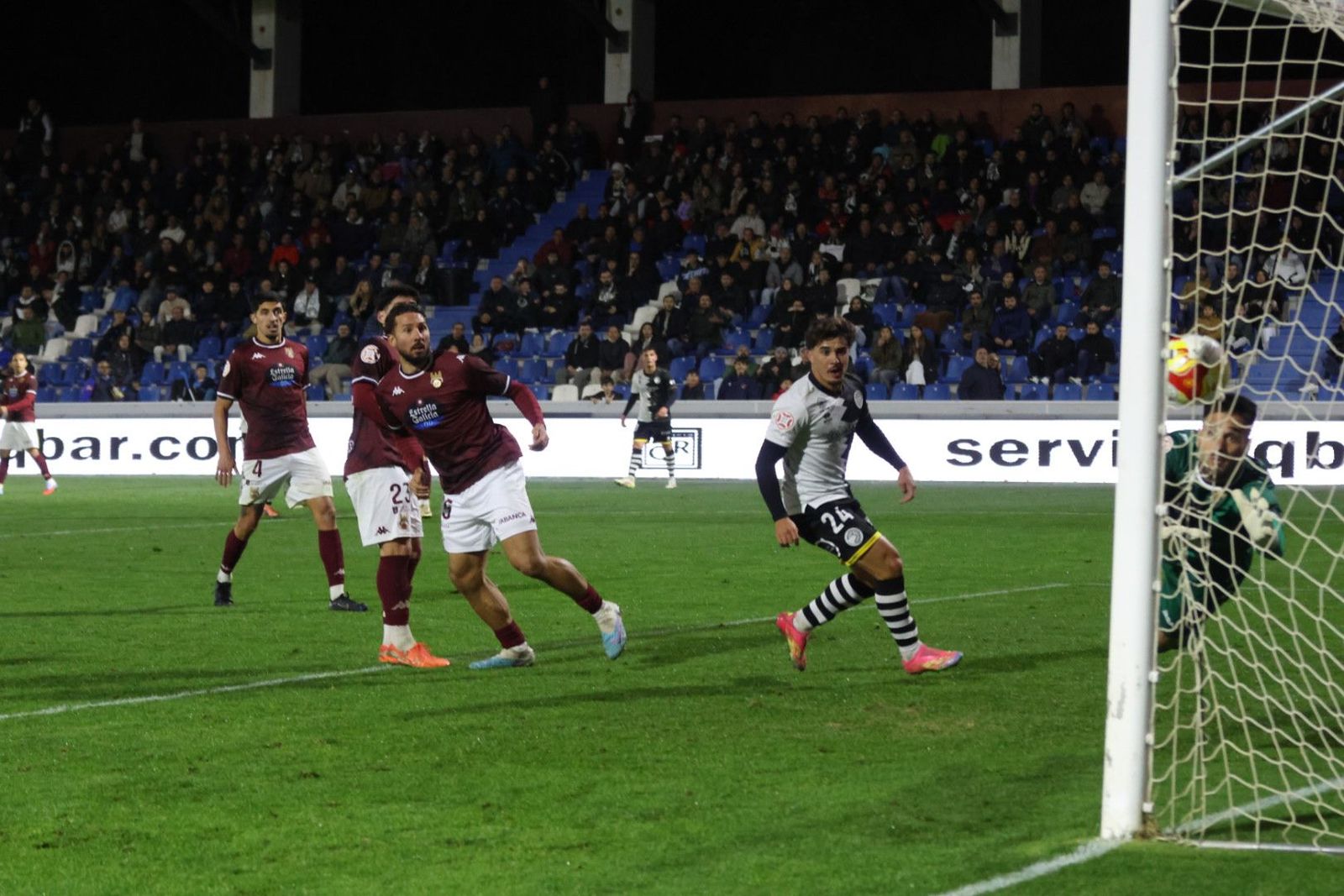 Partido entre Unionistas y Pontevedra en el Reina Sofía