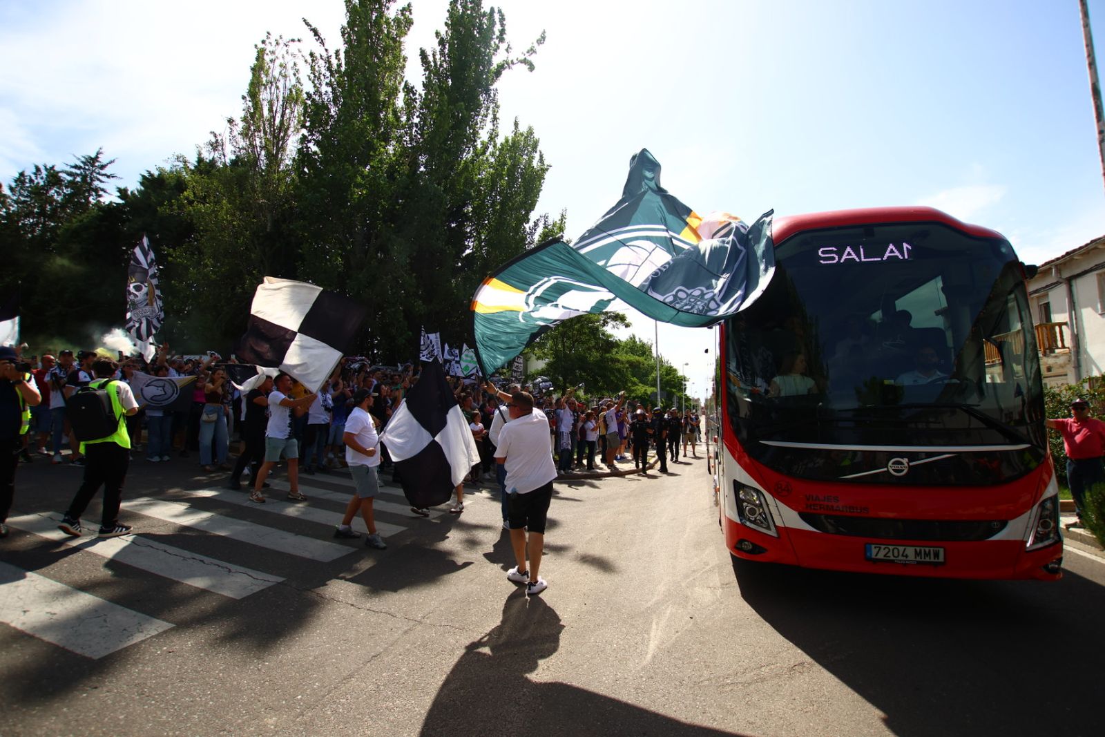 Recibimiento al Autobús de Unionistas