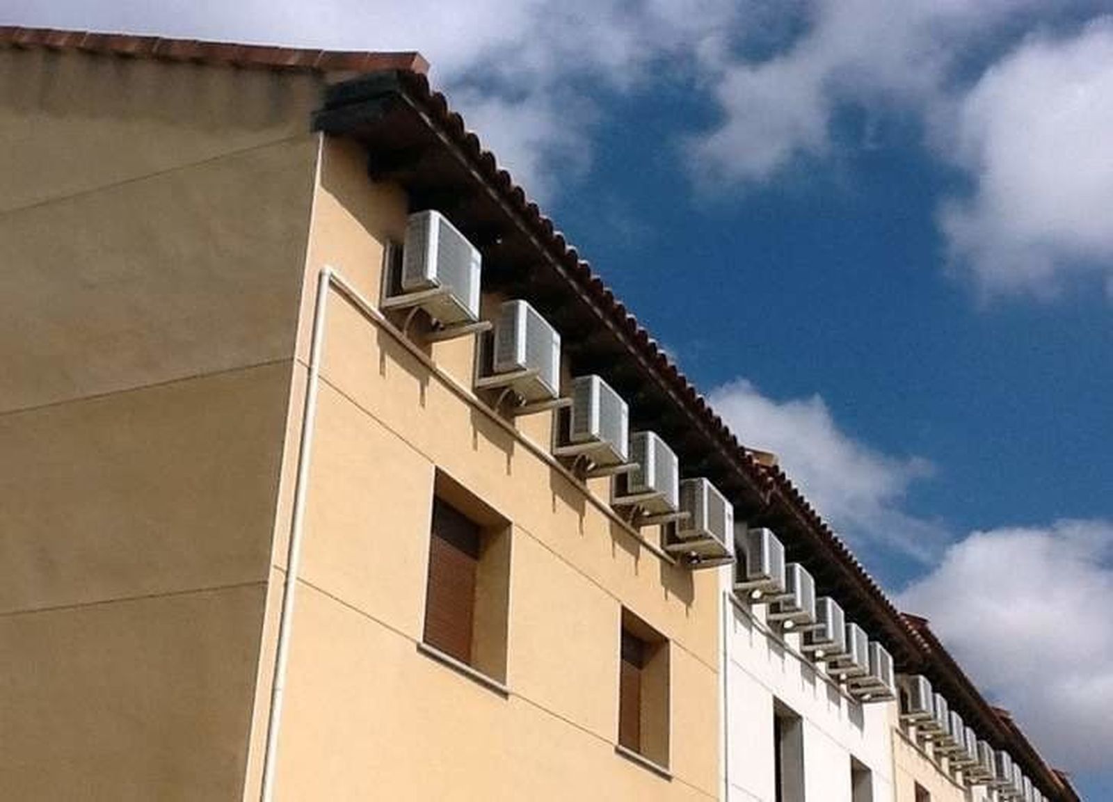 Una nueva norma controlará que la instalación de aire acondicionado se haga sólo por profesionales certificados