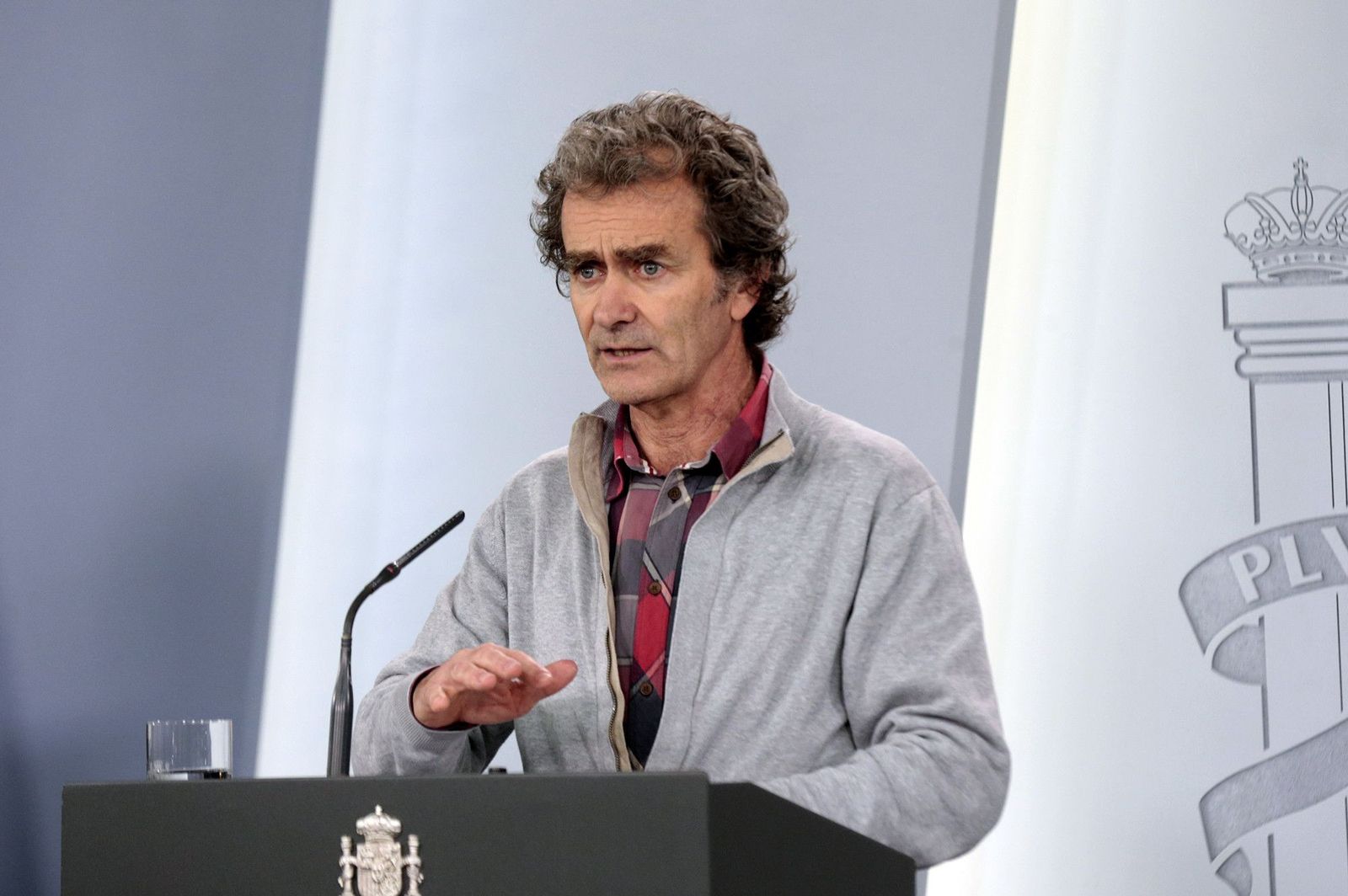 El director del Centro de Coordinación de Alertas y Emergencias Sanitarias del Ministerio de Sanidad, Fernando Simón, en rueda de prensa (Imagen de archivo)