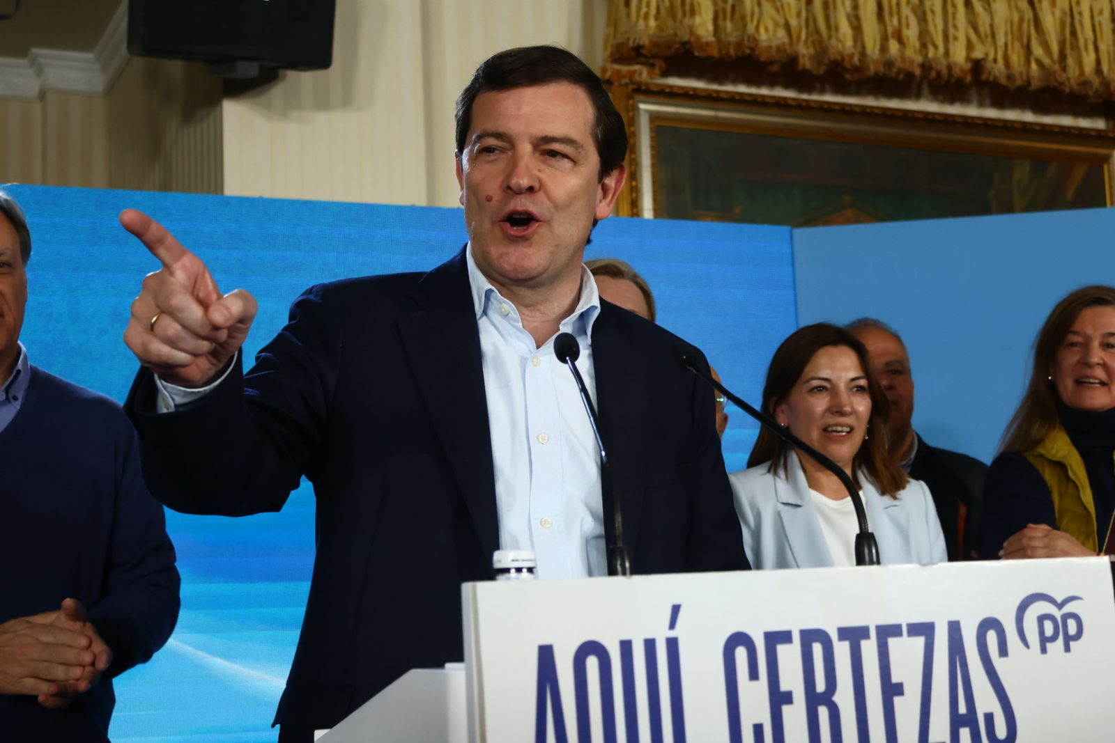 Mañueco celebra su triunfo en Salamanca en las Elecciones a las Cortes de Castilla y León 2026