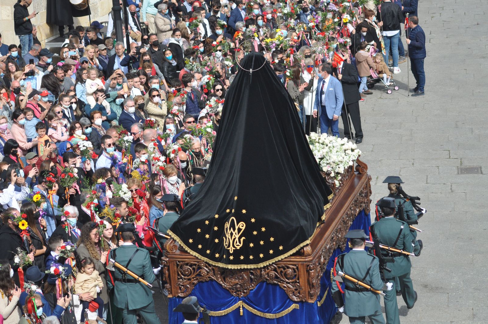 cofradia-de-la-resurreccion-2022-foto-veronica-muriel-8