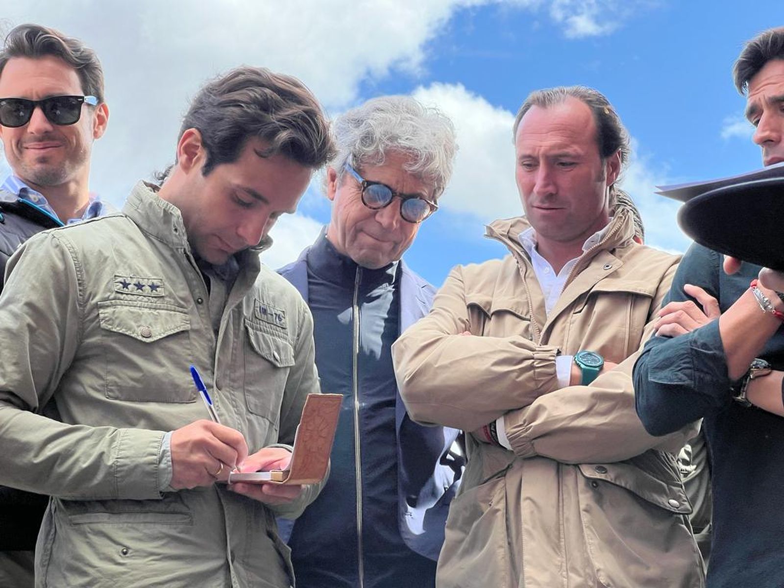 ambiente-durante-el-sorteo-de-los-el-puerto-de-san-lorenzo-y-la-ventana-del-puerto-47