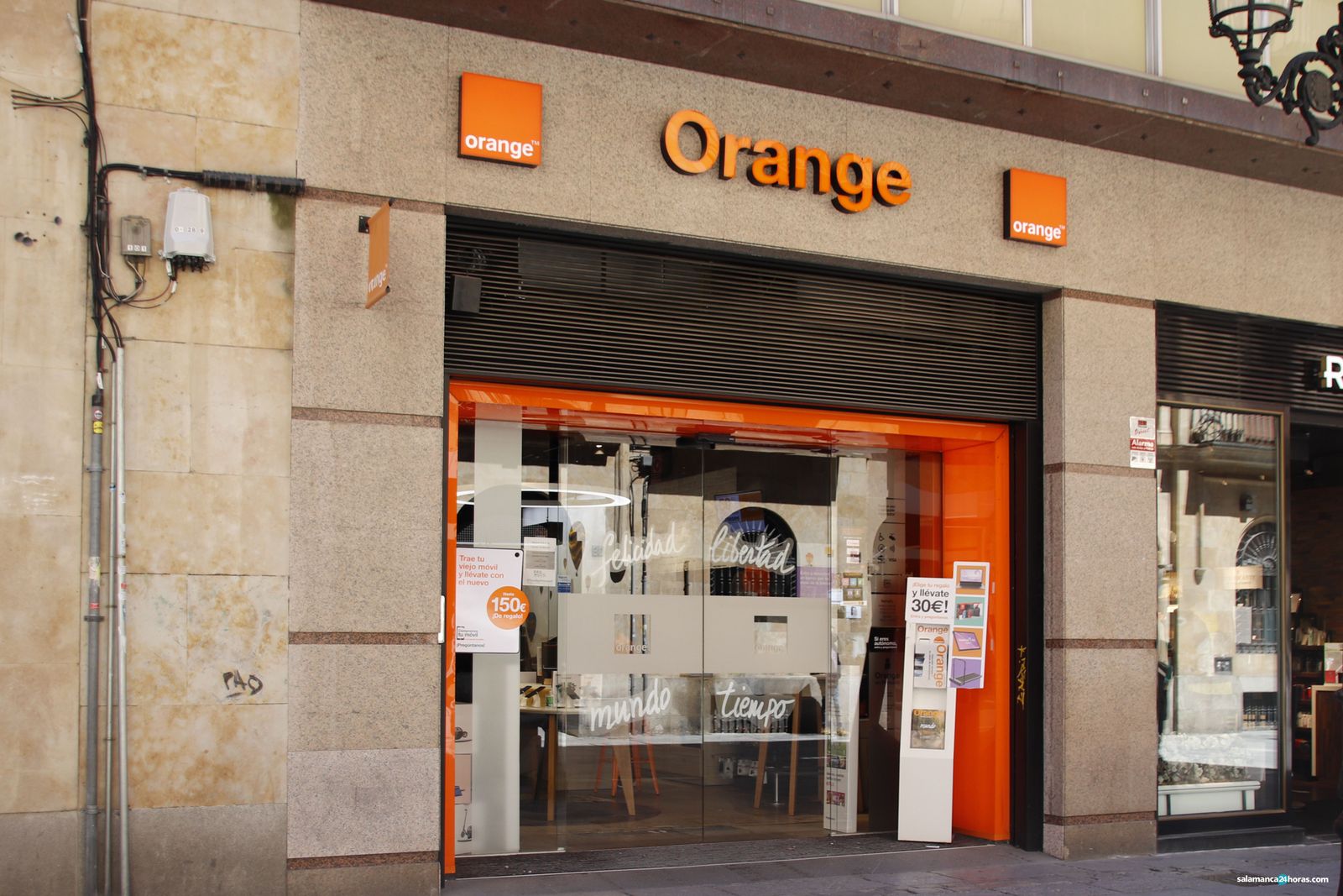 Orange anuncia un ERE que afectará a 485 trabajadores en España, el 15% de la plantilla