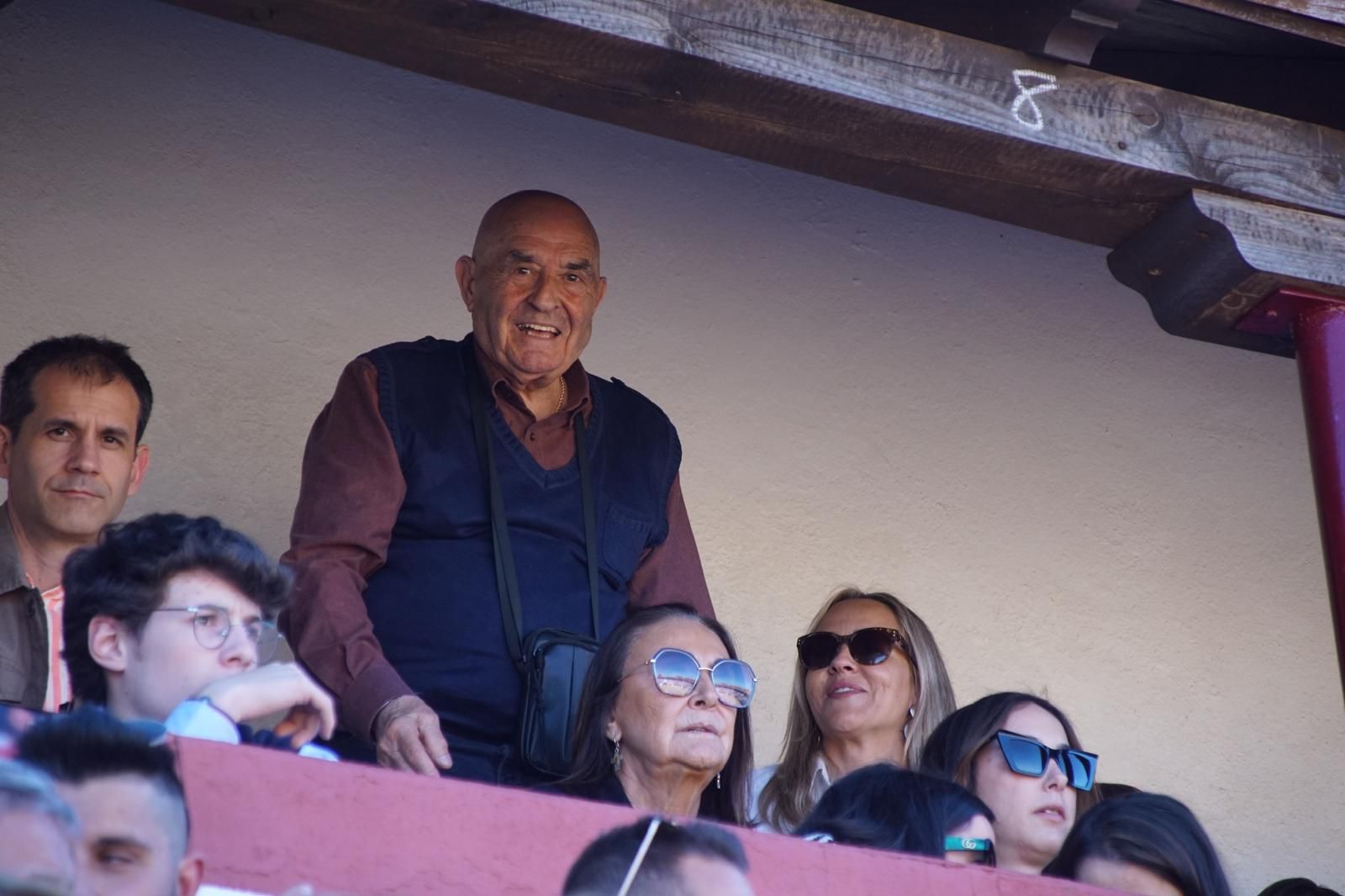 whatsapp-image-2024-04-20-at-19-57-41-4