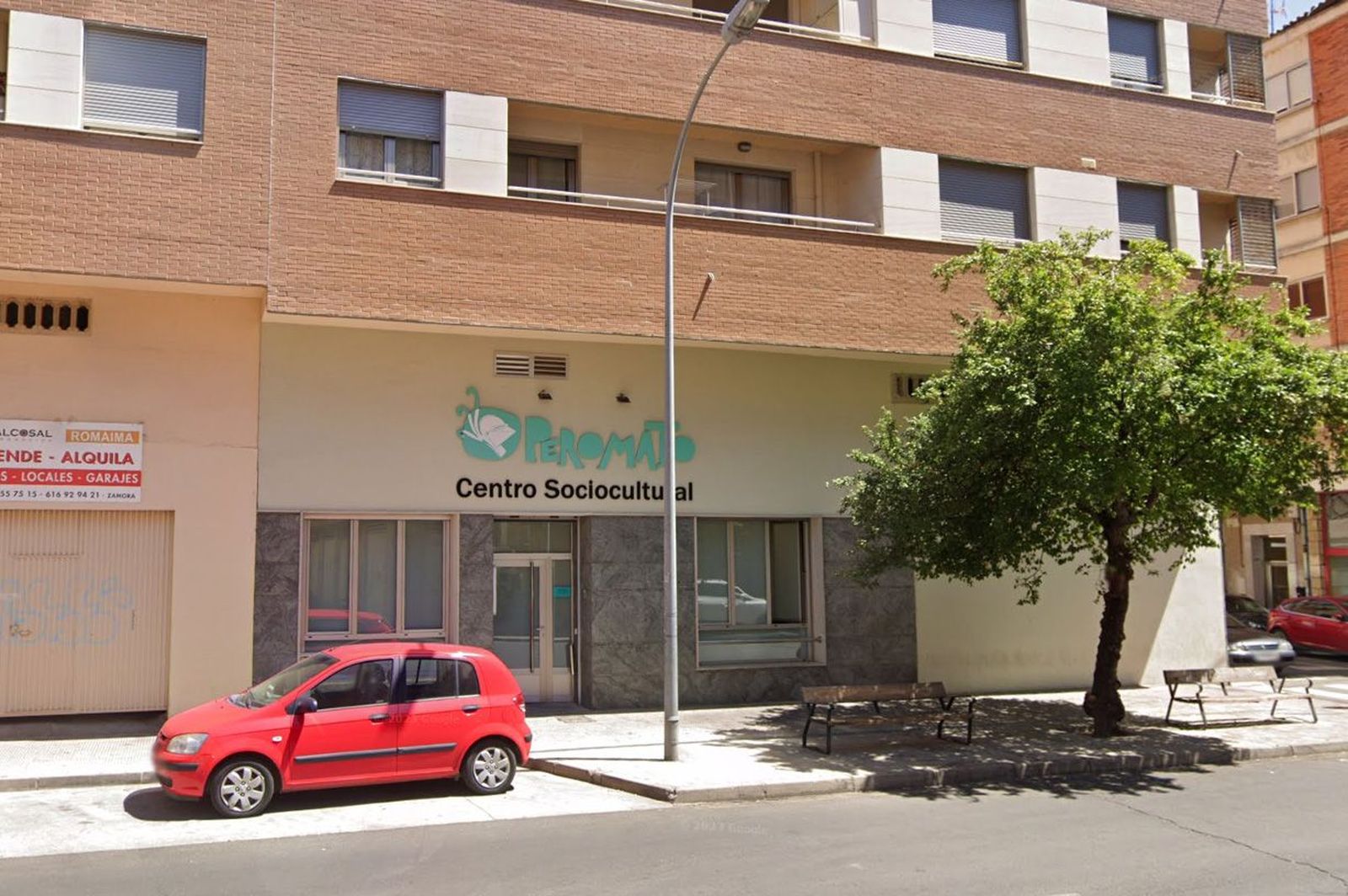 Centro sociocultural Peromato