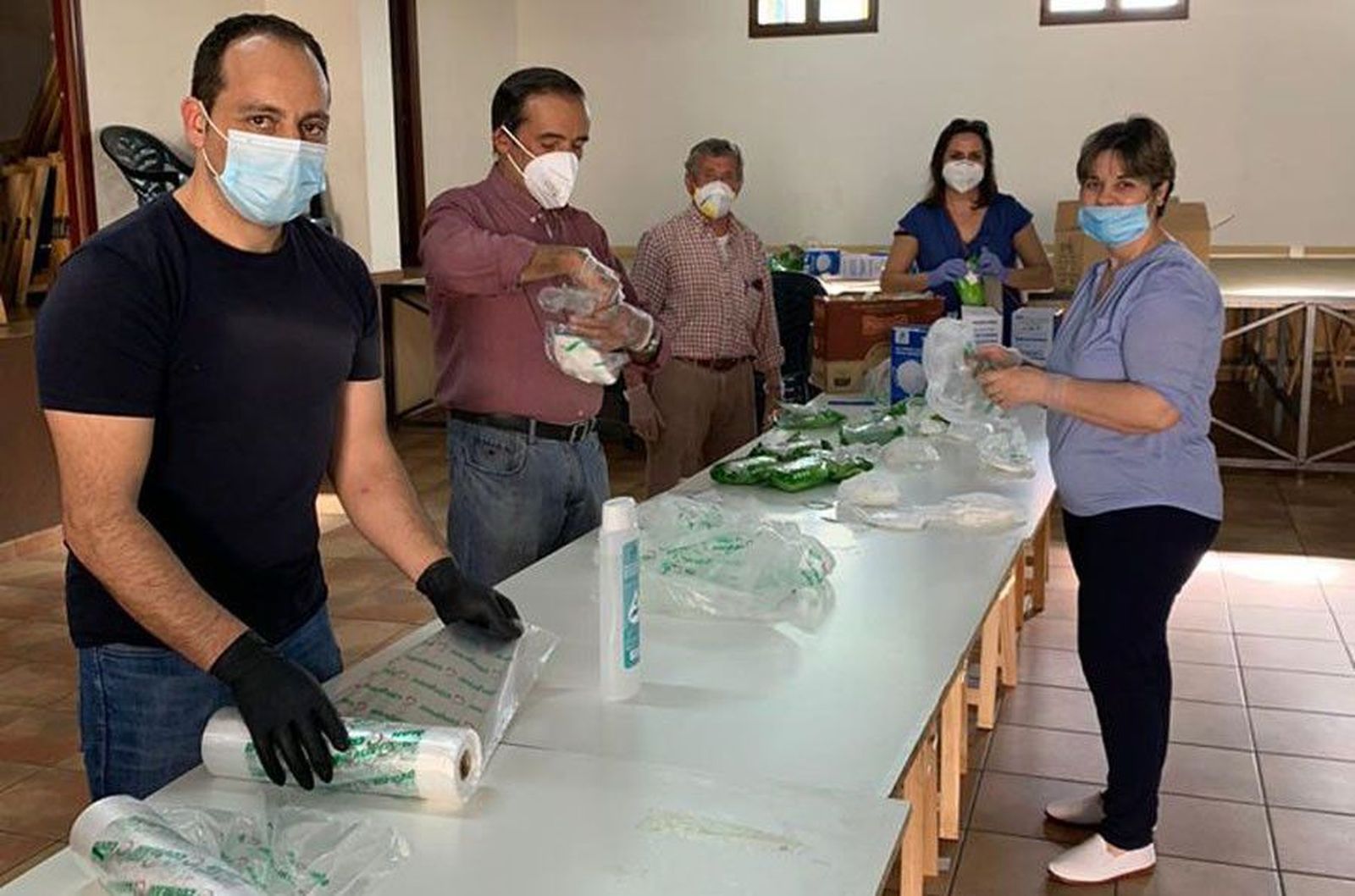 02 Ayto. San Miguel de la Ribera reparto mascarillas 08 05 2020
