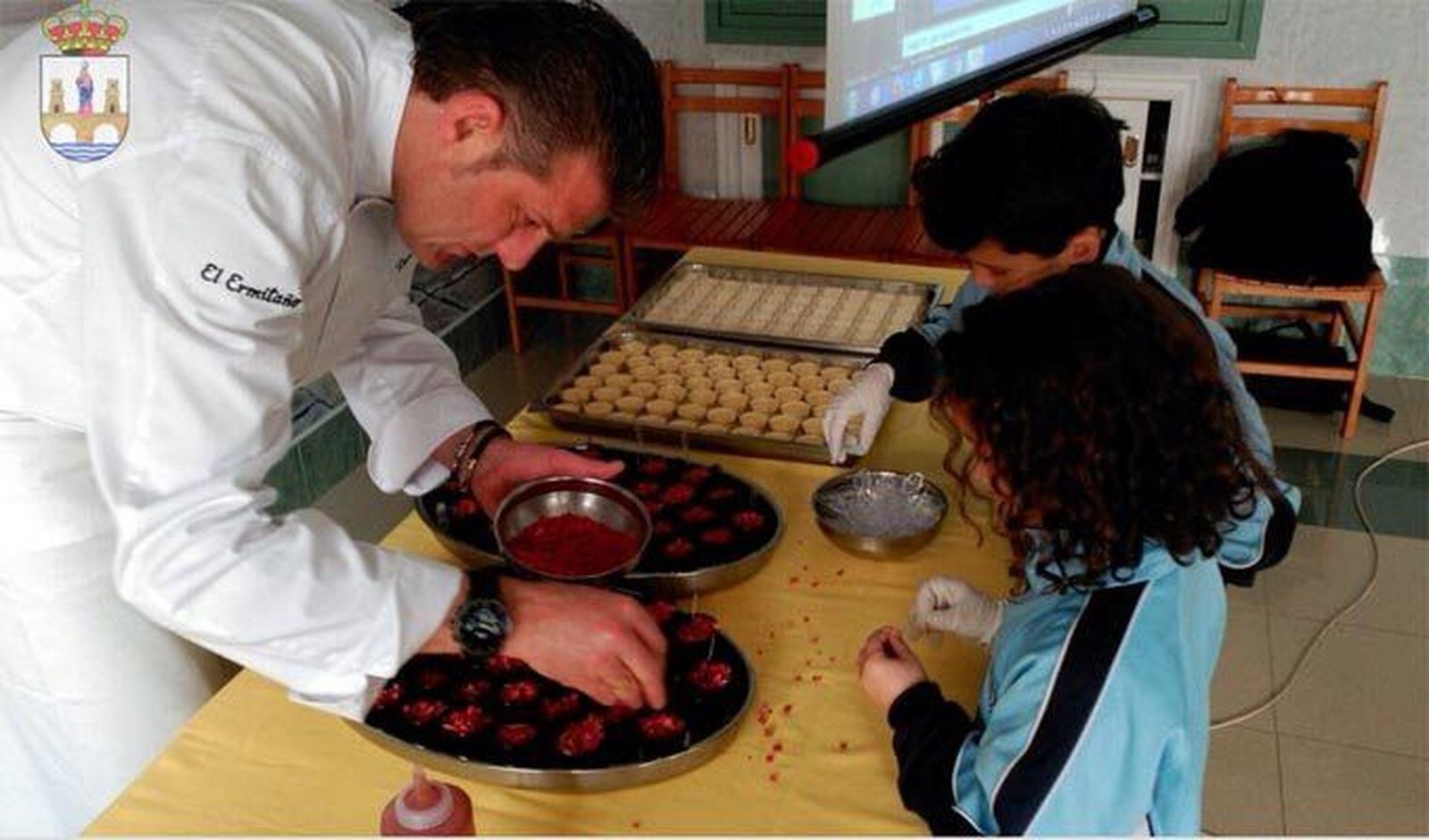 Alumnos del San Vicente de Paul y el Pinar descubren desayunos saludables con una estrella Michelin