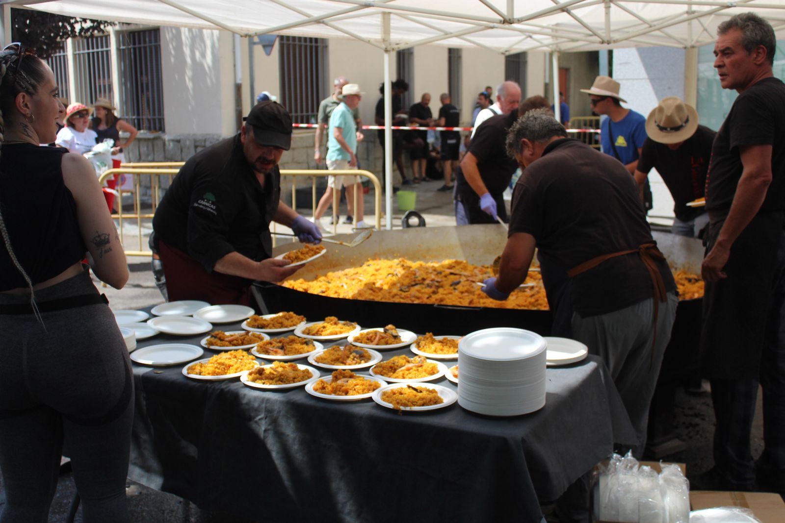 Castellanos de Moriscos. Gran paella popular