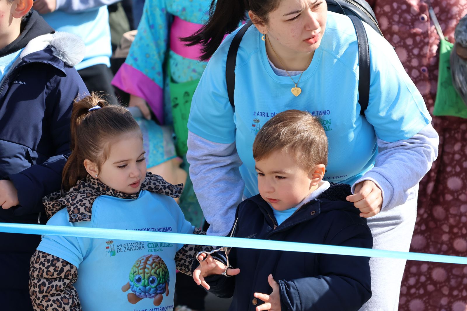 paseo-solidario-por-el-dia-mundial-del-autismo-en-zamora-18