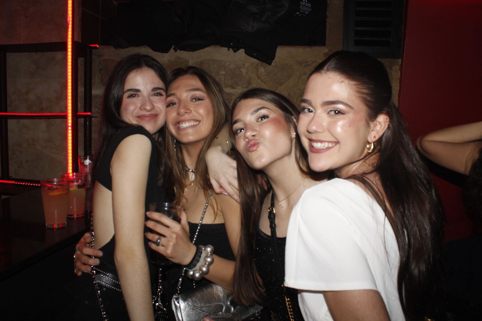 Salamanca de noche, sábado 8 de marzo