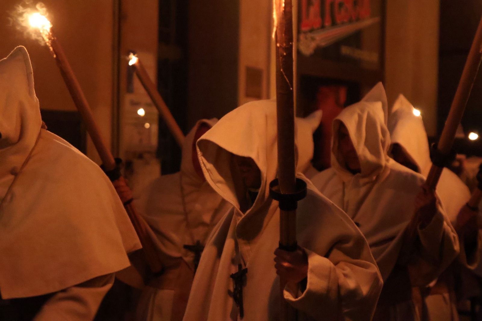 GALERÍA | Revive en imágenes la procesión de la Buena Muerte