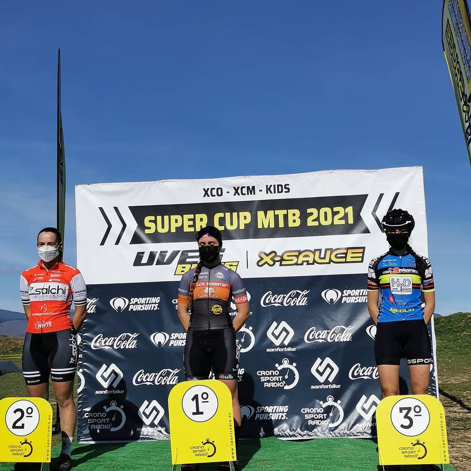 Claudia Hernández, tercera en cadete femenino.