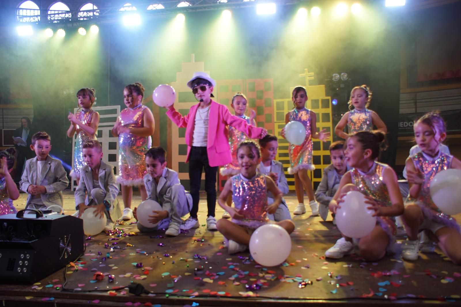 Emoción y creatividad en la primera cita del Play Back infantil en Alba de Tormes