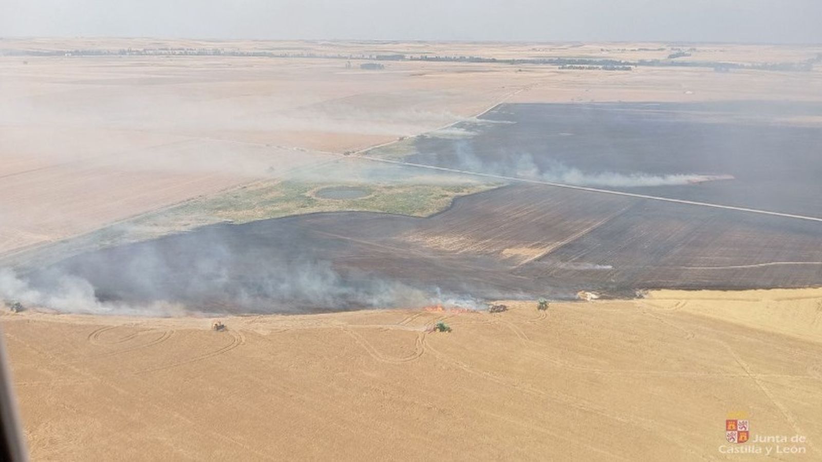 Incendio de cultivo en Malpartida Incendio de cultivo en Malpartida