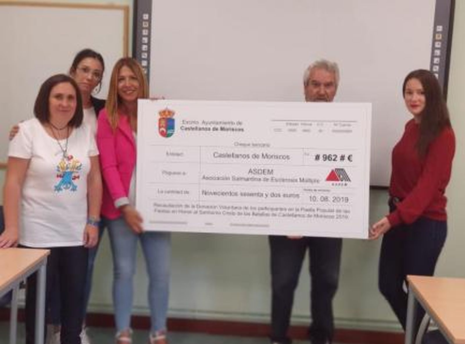 A esta familia siempre les 'pita' el himno de España   Crónica   EL MUNDO