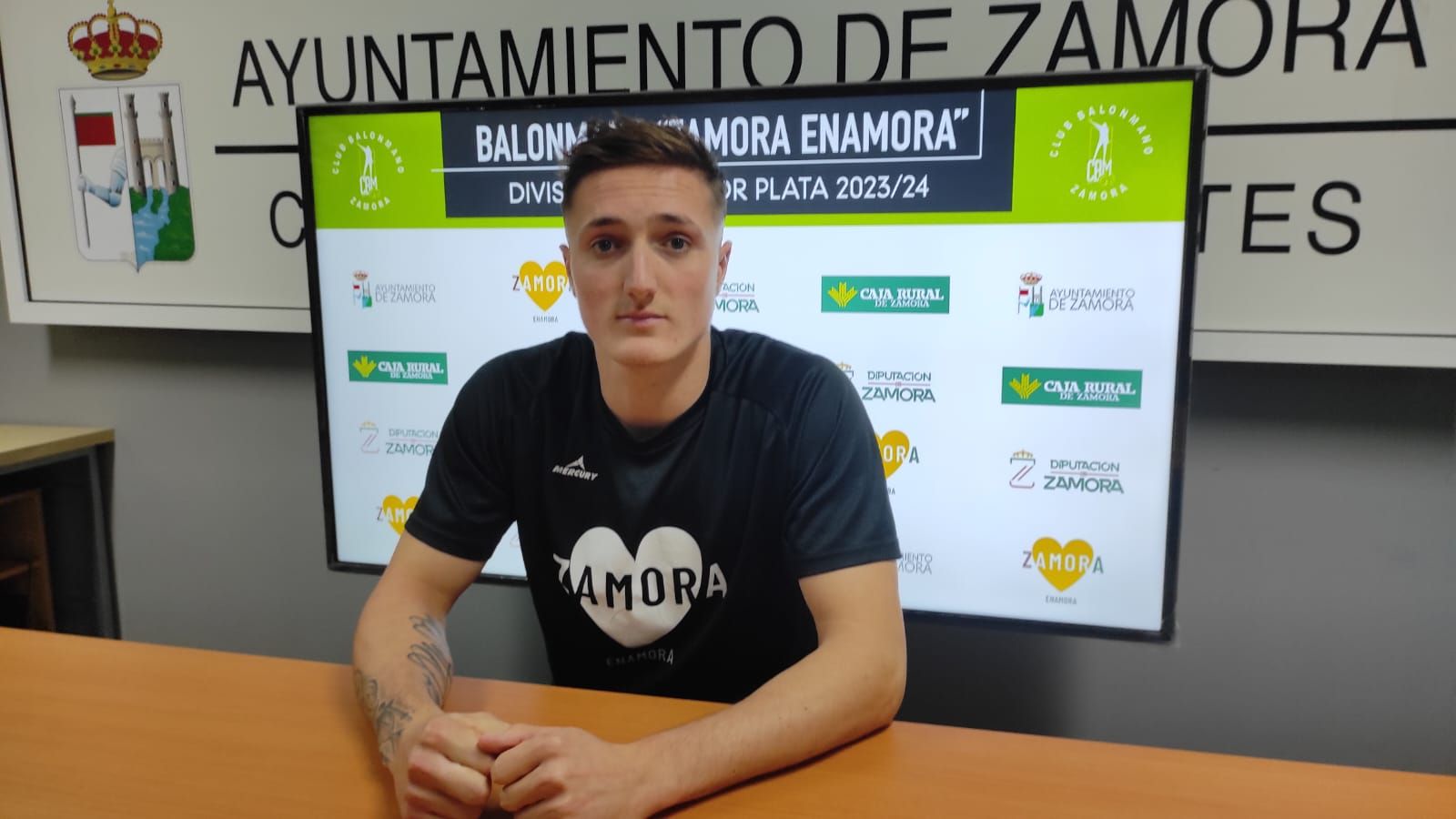 Guillermo Medina, extremo izquierdo del Balonmano Zamora.