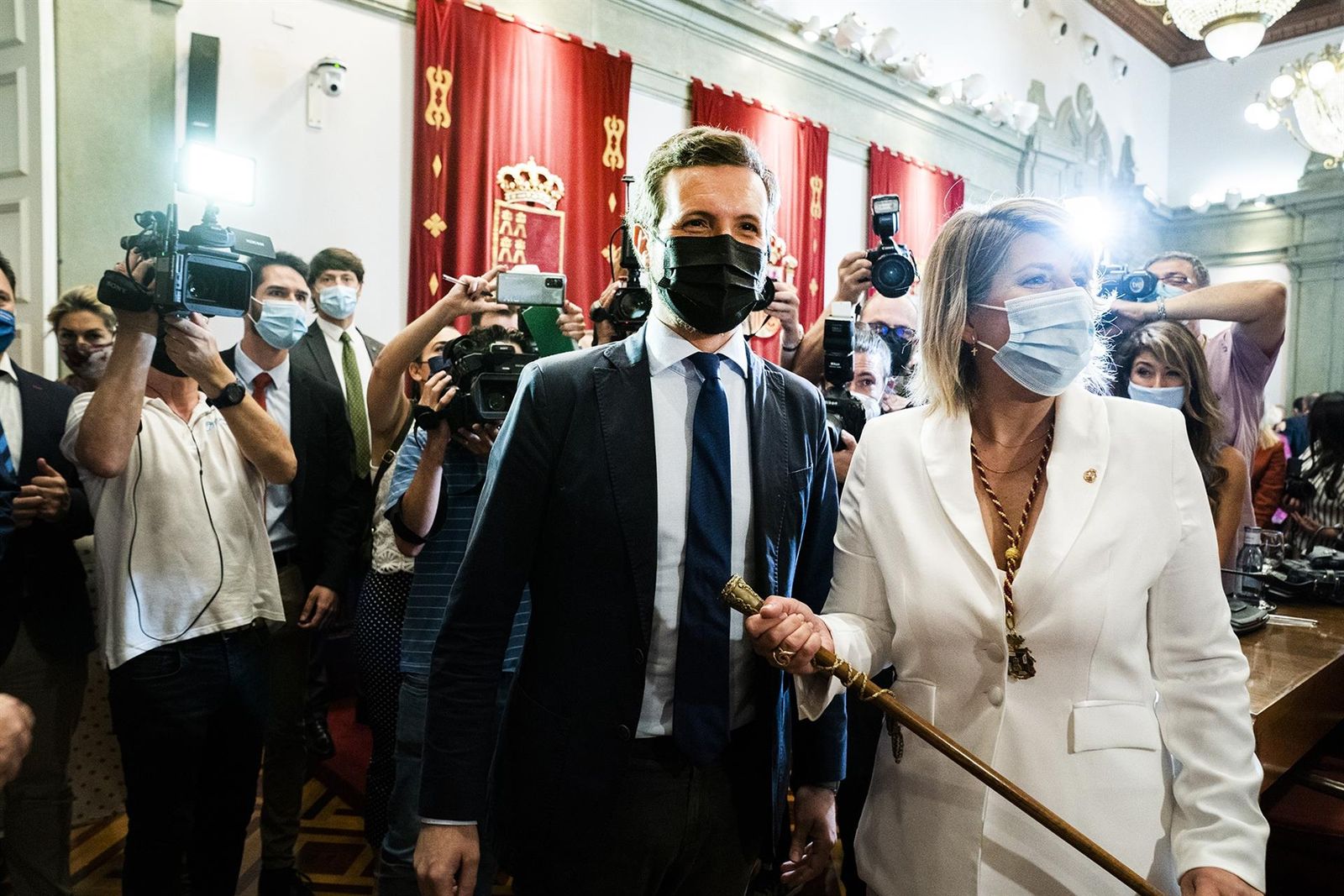 El presidente del PP, Pablo Casado junto a la recién investida alcaldesa de Cartagena. | FOTO: EP