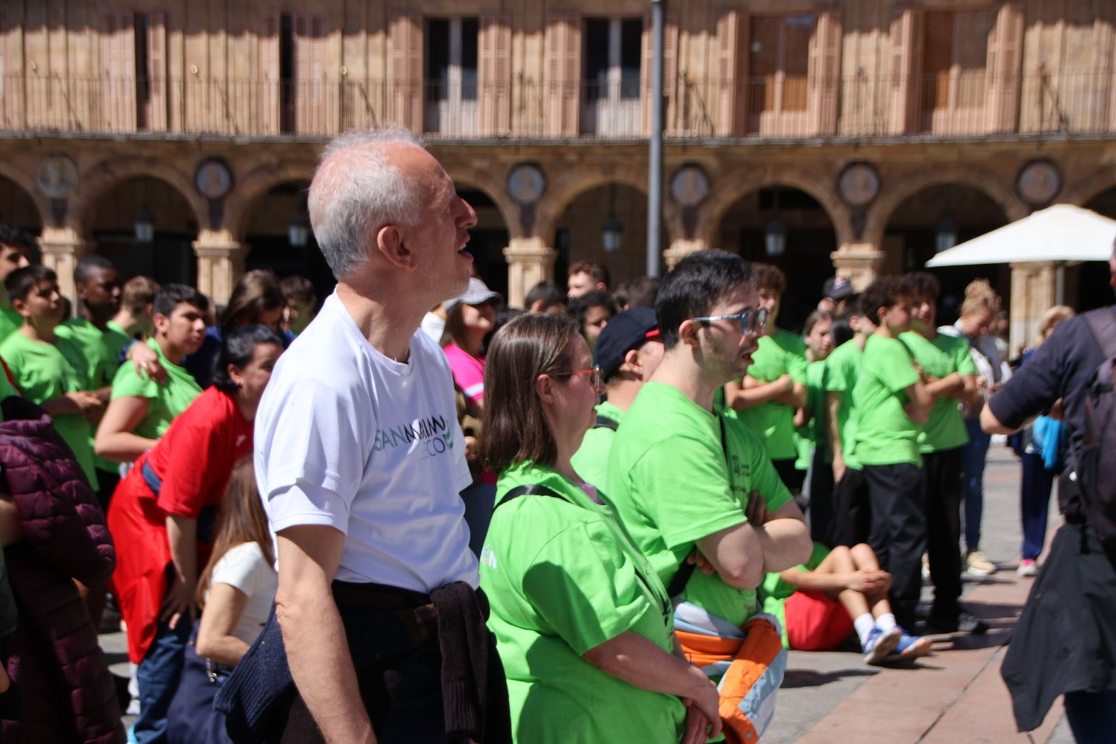 El alcalde de Salamanca, Carlos García Carbayo, participa en el Día de la Educación Física en la calle