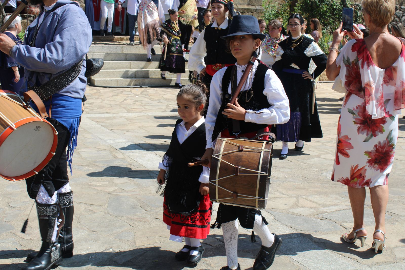 procesion-y-ofertorio-villanueva-del-conde-24
