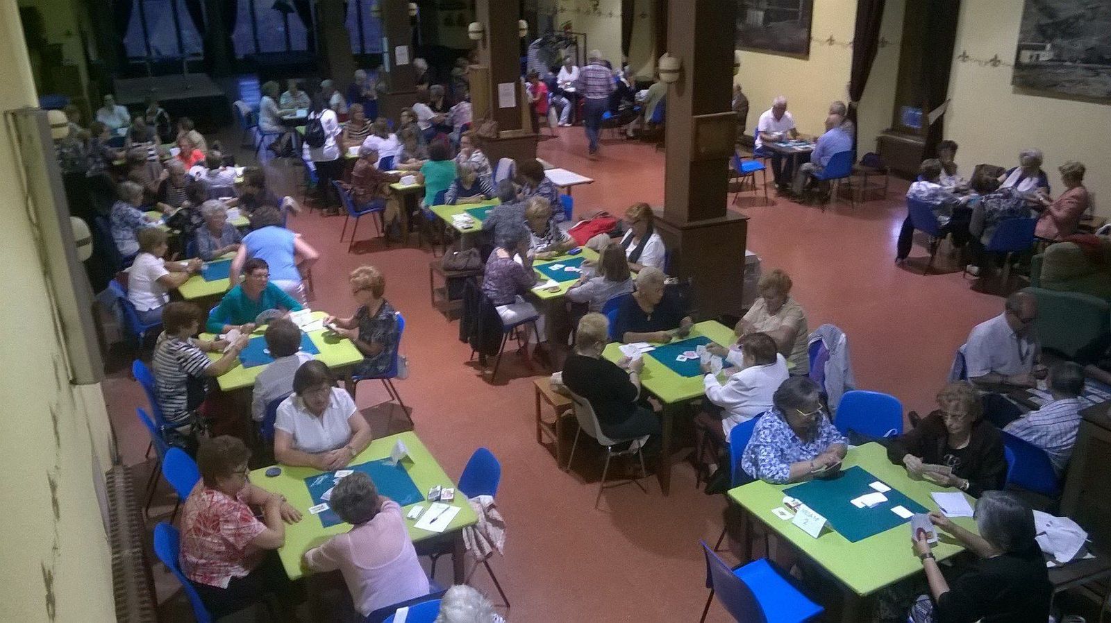 Comienza el campeonato de Remmy femenino en el Ateneo Cultural Casino Obrero
