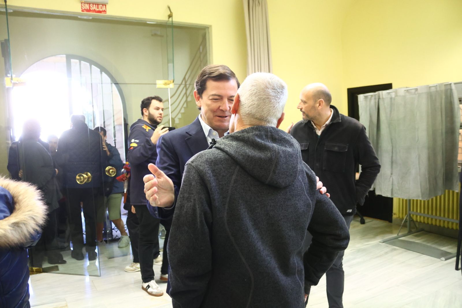 Votación de Alfonso Fernández Mañueco