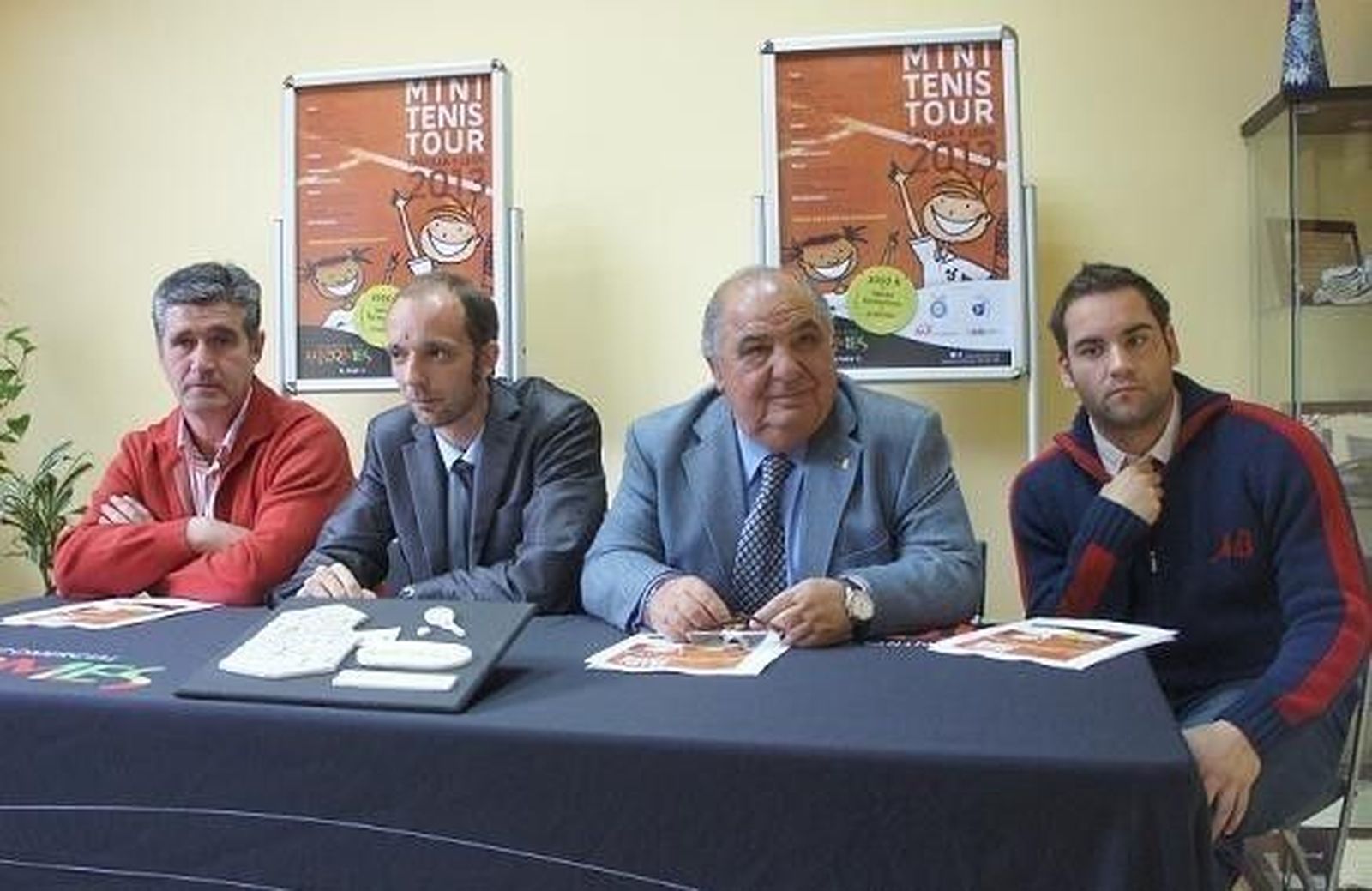 El CC El Tormes acoge los dos próximos domingos la segunda fase del Mini Tenis Tour Castilla y León