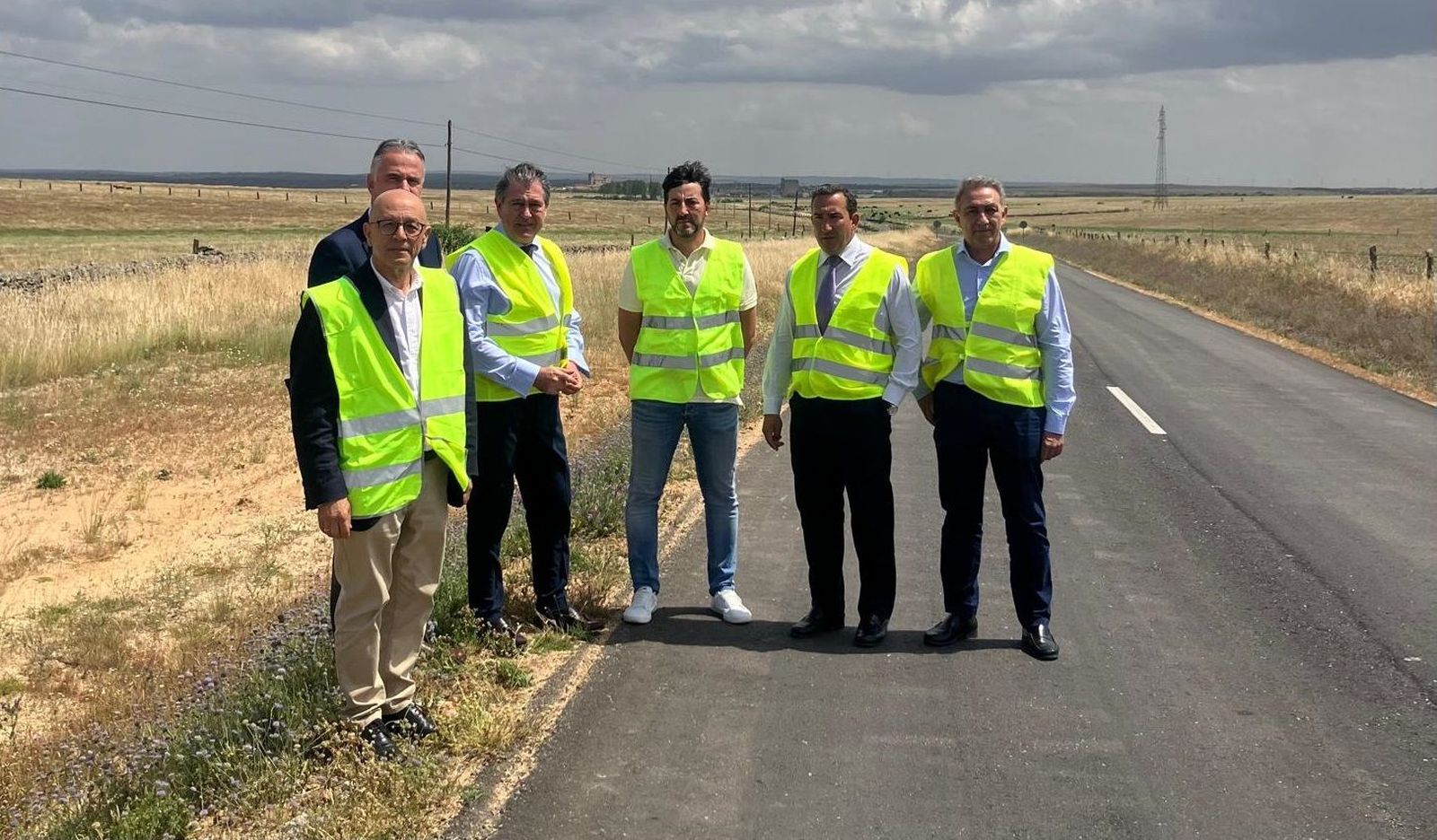 Renovación del firme SA-305 en Ledesma. Foto Comunicación Junta de Castilla y León
