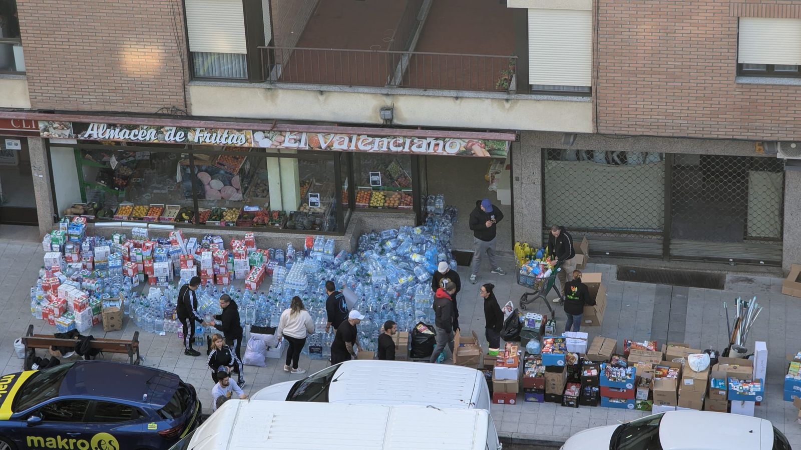 Recogida para afectados por la DANA este lunes en Salamanca (8)