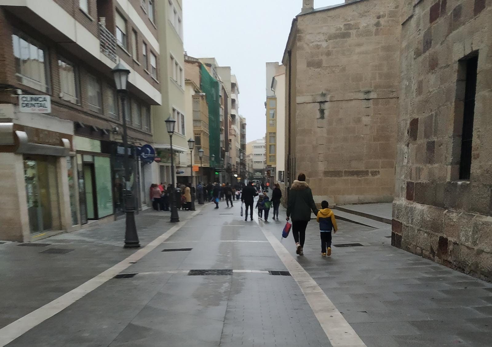 Calle colegio milagrosa mascarillas