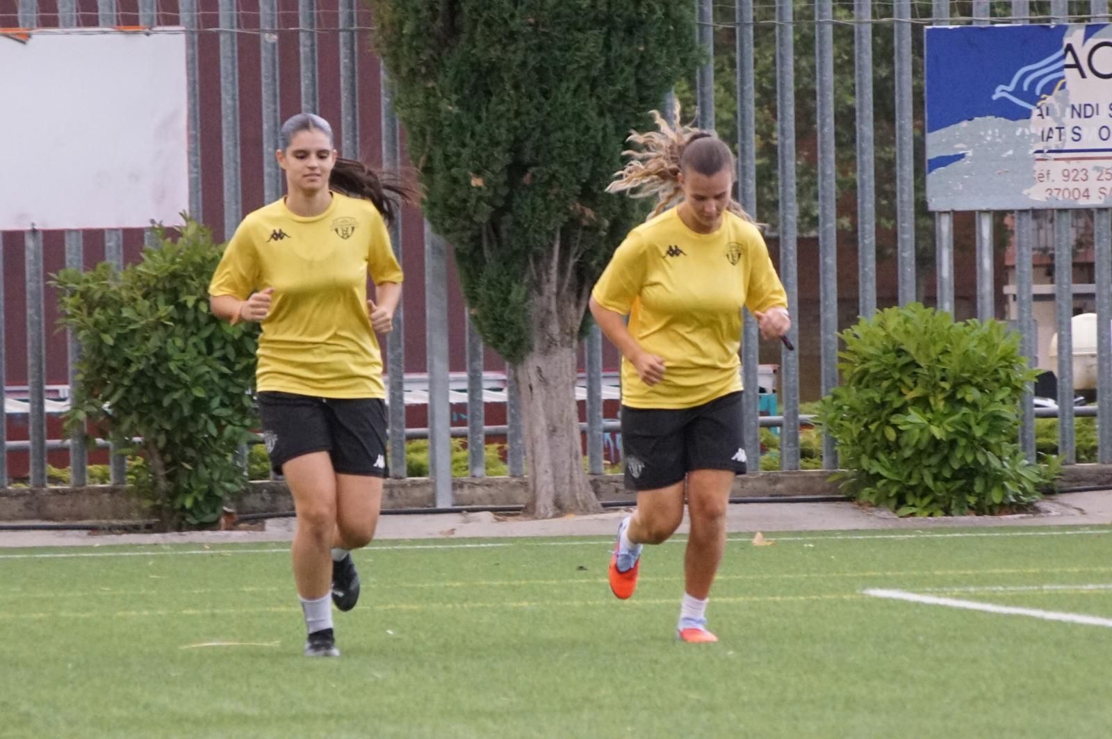 El Salamanca Fútbol Femenino. Primer entrenamiento de la pretemporada.