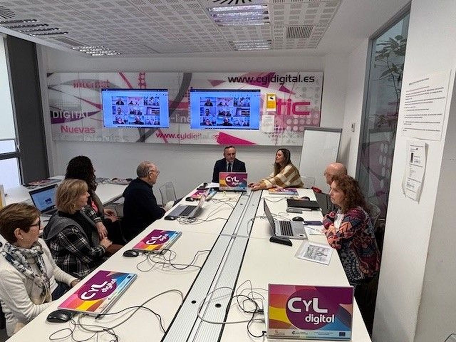 Cyl Digital voluntariado