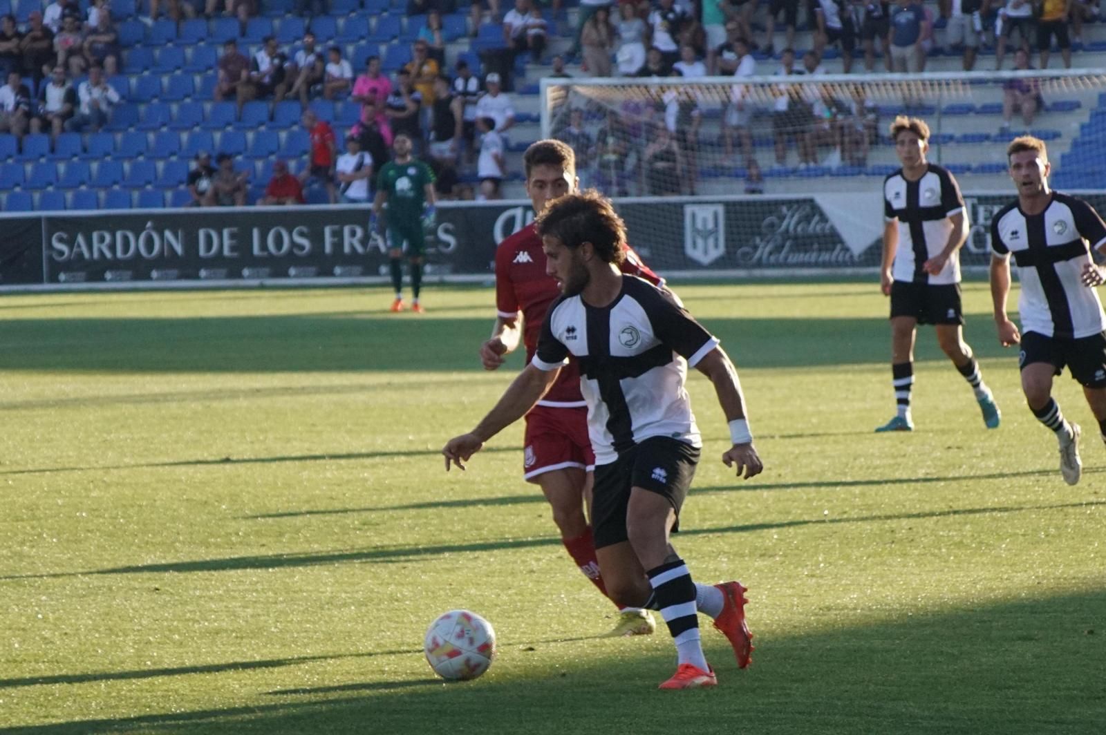 993b134b-1a72-46eb-b770-6d7517e5ffd3