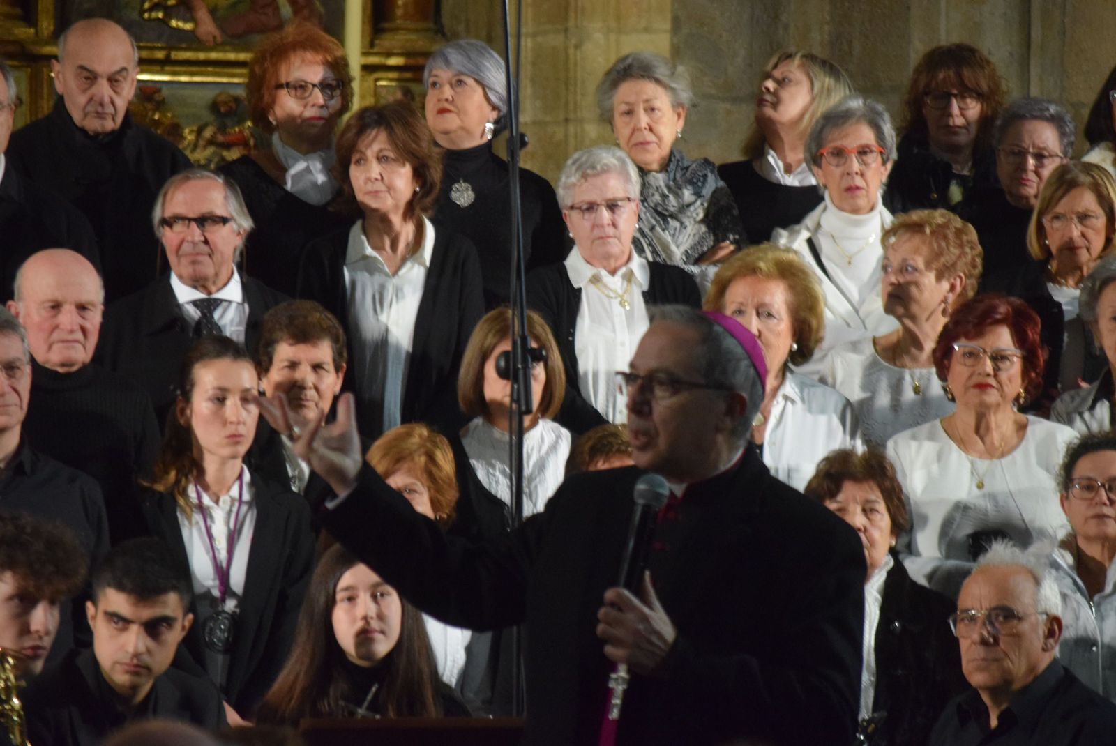 himno-a-la-virgen-de-la-soledad-42