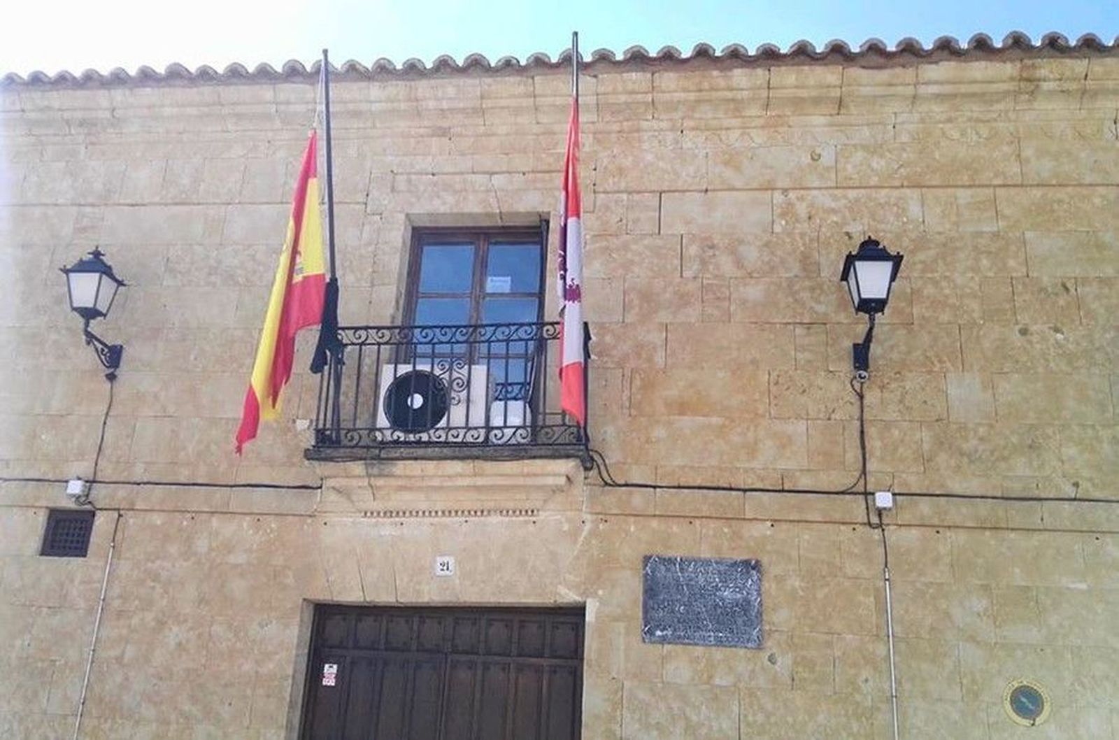 Ayuntamiento de Morales del Vino. Archivo. Ayuntamiento de Morales del Vino. Archivo.