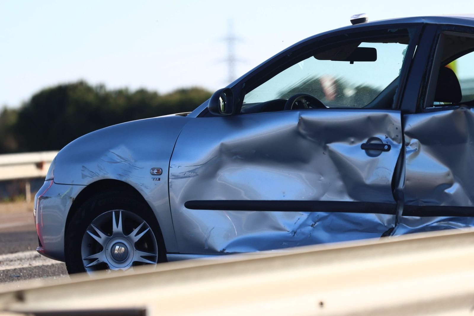 Colisión entre dos vehículos en la N-620 en Castellanos de Moriscos