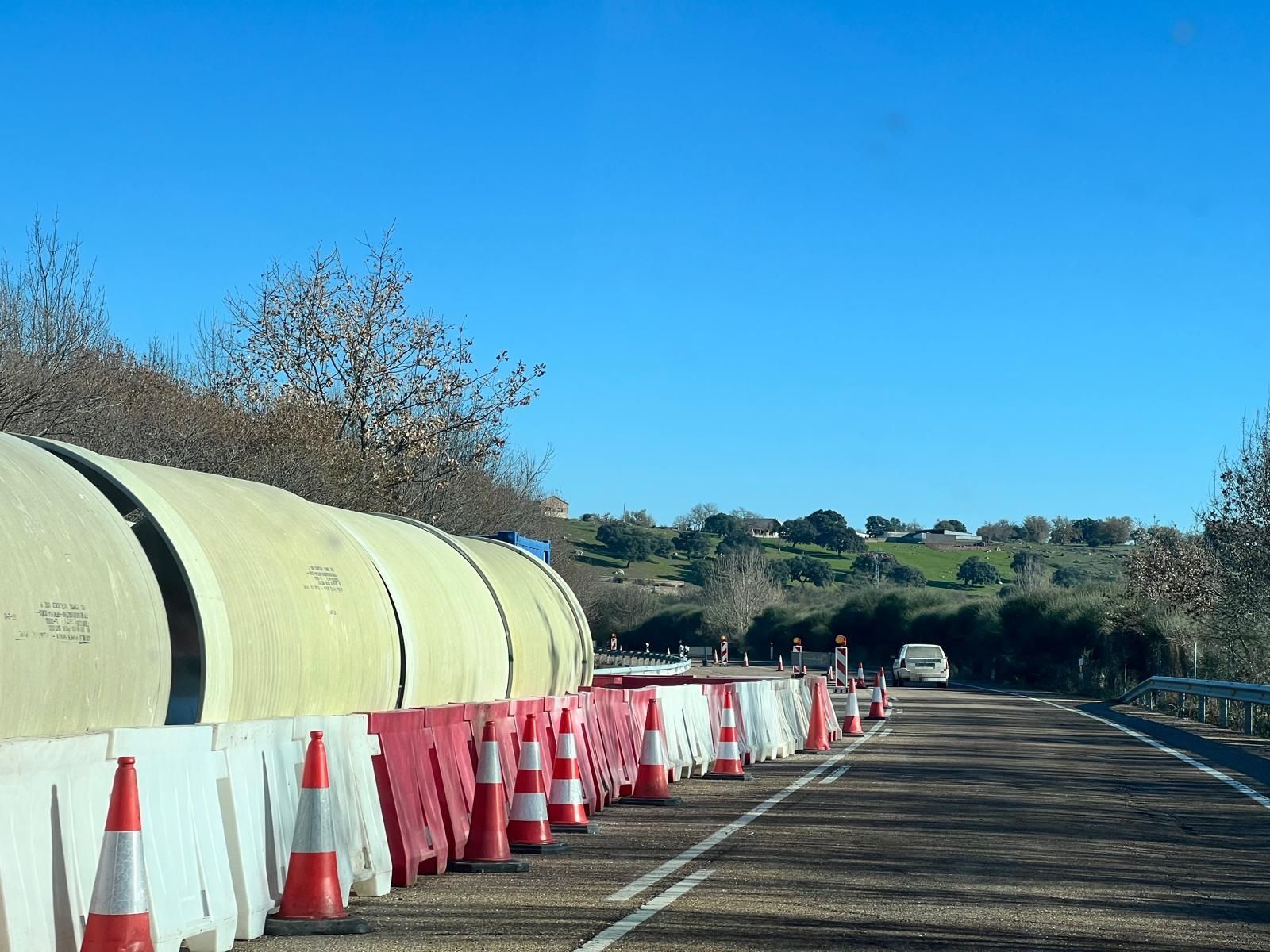 Obras en la carretera N-620, Martín de Yeltes (Puentes de Castillejo). Foto SALAMANCA24HORAS.COM Obras en la carretera N-620, Martín de Yeltes (Puentes de Castillejo). Foto SALAMANCA24HORAS.COM