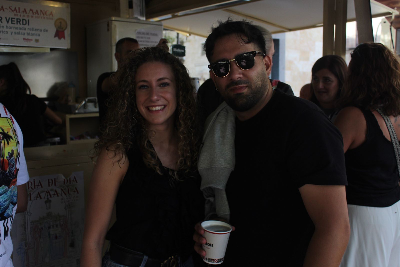 Ambiente en la Feria de Día en el mediodía de este domingo