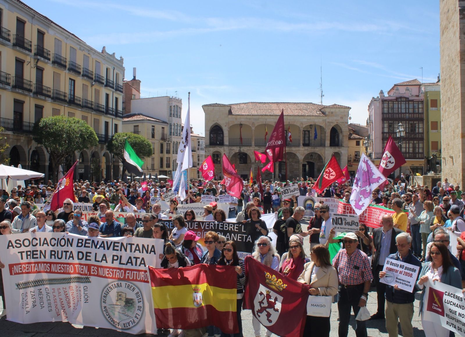 Manifestación para recuperar la Ruta de la Plata