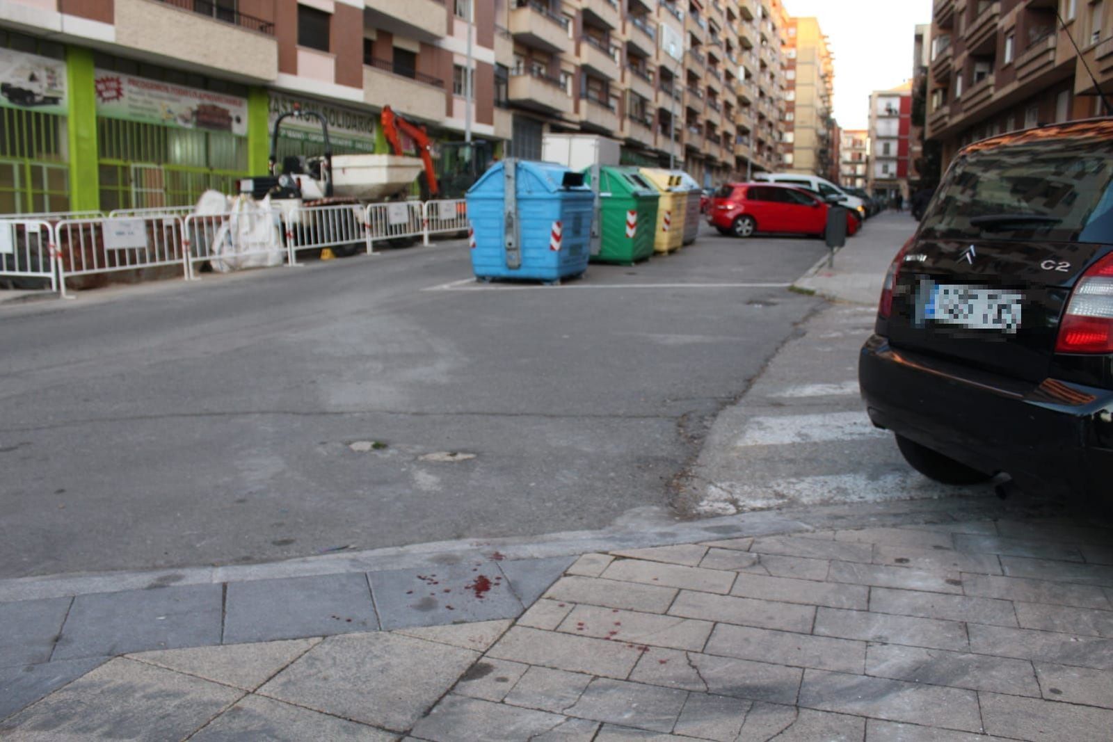 Atropellado un hombre por un turismo en la calle Hidalgos (2)