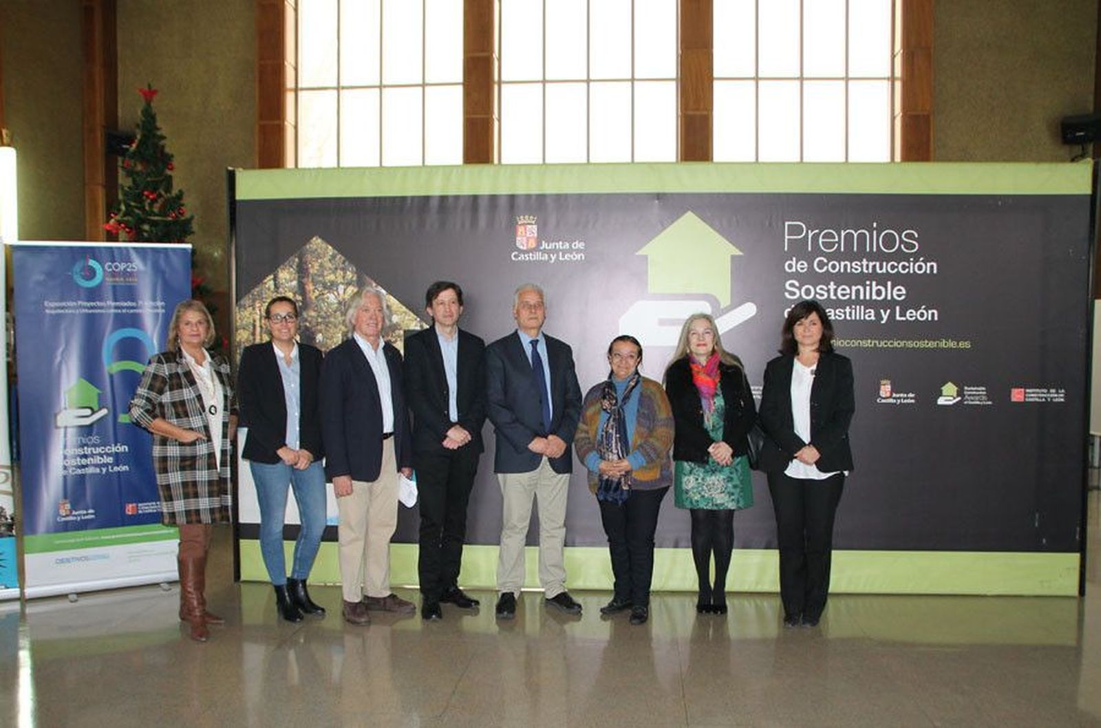 Representantes del e la ETS de EDIFICACIÓN en UNIVERSIDAD POLITÉCNICA DE MADRID Y DEL ICCL
