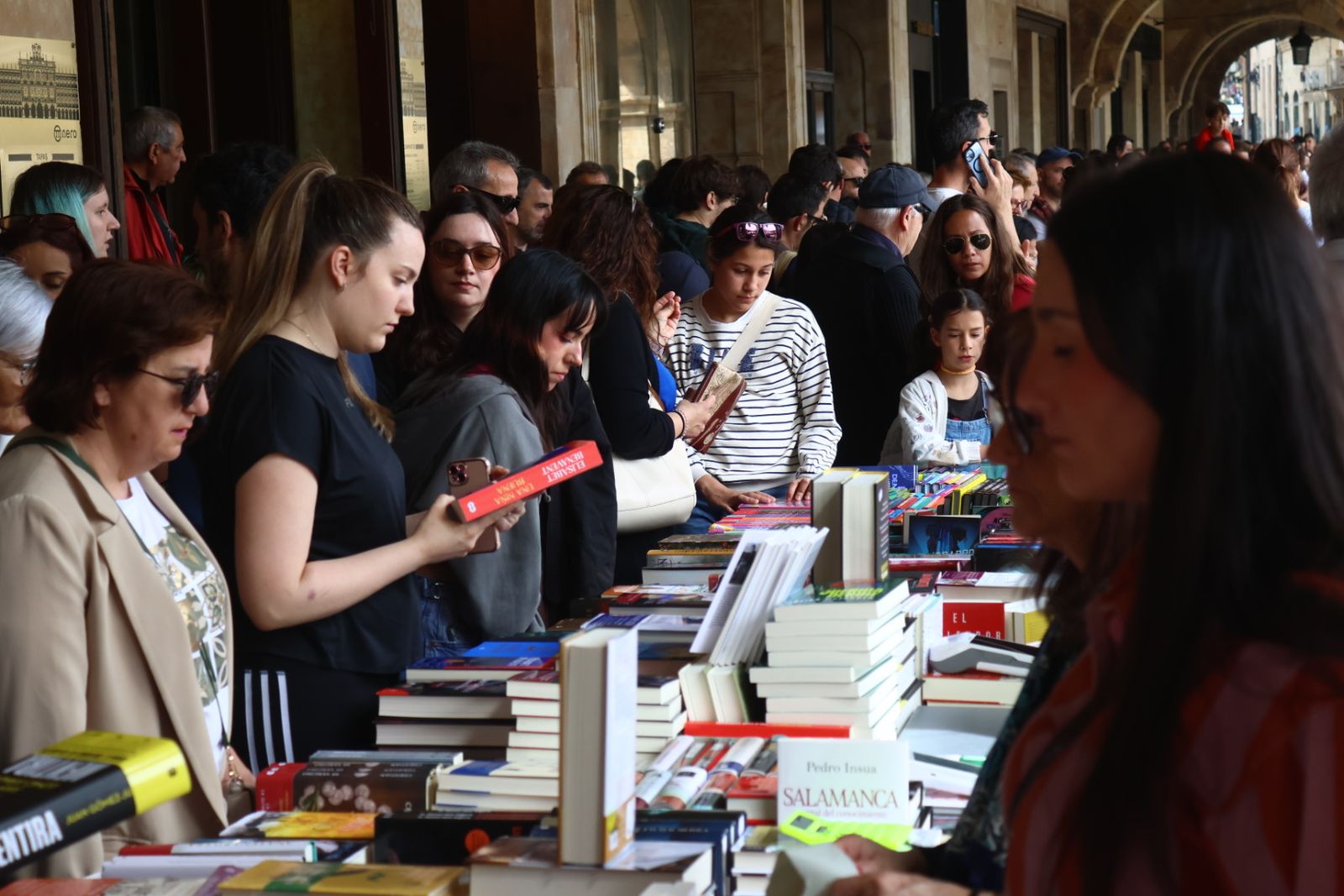 Día del Libro en la Plaza Mayor de Salamanca