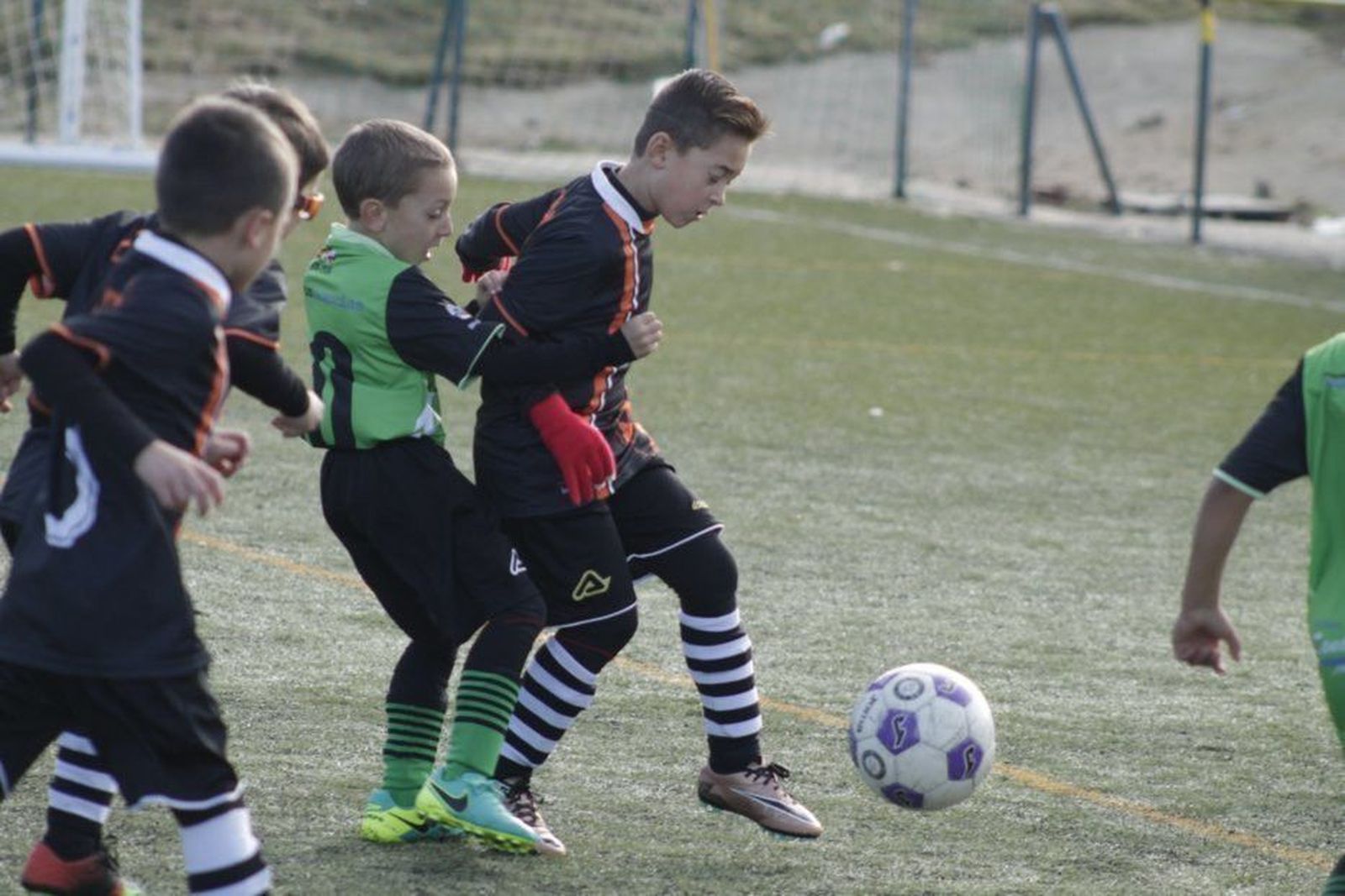 El fútbol base cumple en fin de semana de puente