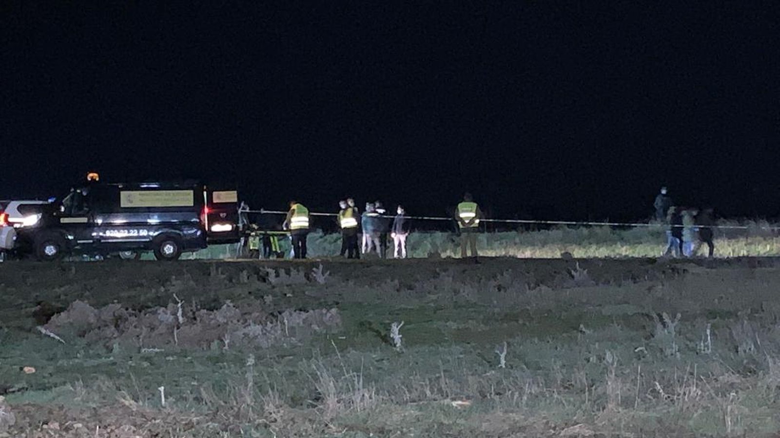 El furgón forense en el lugar de un suceso. Foto de archivo